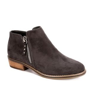 Xappeal Nikole Booties in Grey